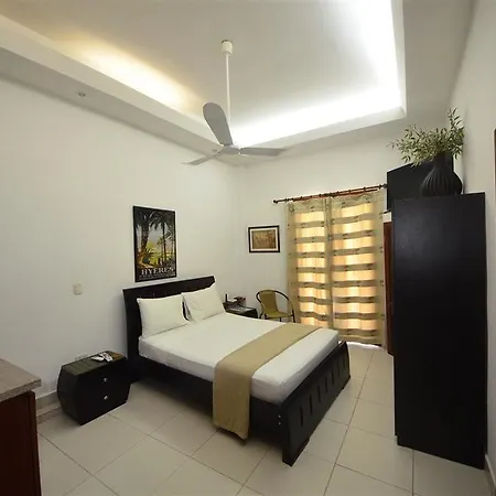 Studio Calle De La Moneda Cartagena